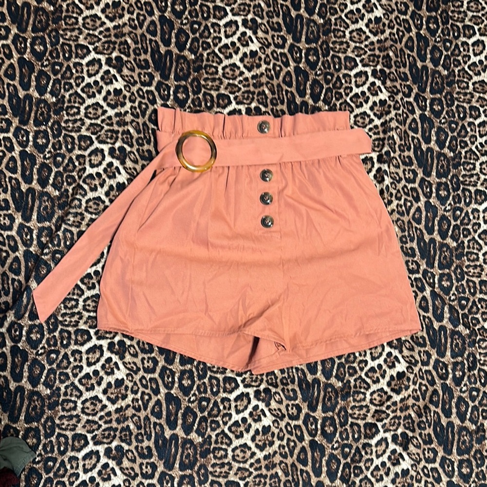 Stylish Women's Pink Shorts with Belt